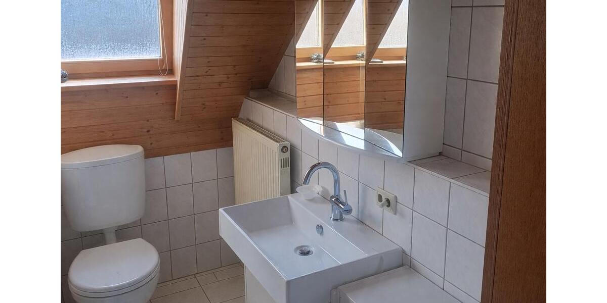 Reihenhaus Nabburg - 5 Zimmer, 140 m&sup2;, 1.800&euro; | Angebot:26326550
