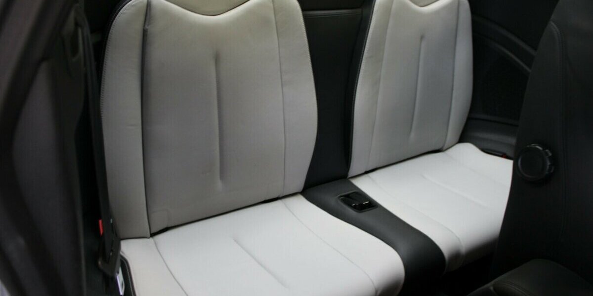 Peugeot RCZ 1.6 200 THP 109.100 km 10.780 &euro; Euskirchen 53881