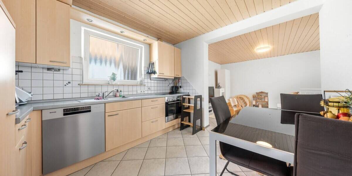 Etagenwohnung Rülzheim - 3 Zimmer, 77 m&sup2;, 210.000&euro; | Angebot:26291853