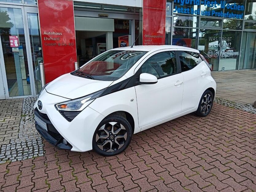 Aygo (X)