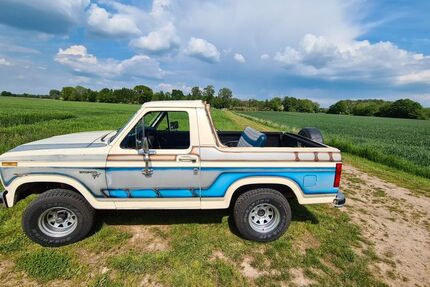 Ford Bronco 54.571 km 16.000 &euro; Bücken 27333
