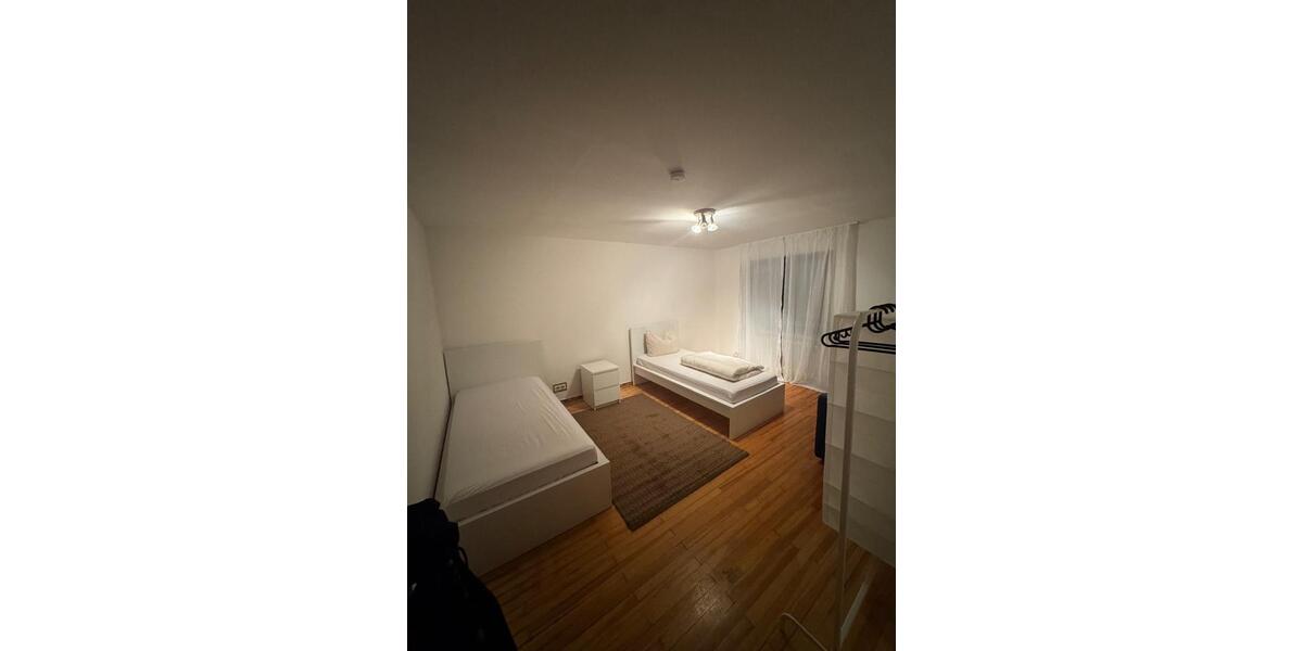 Etagenwohnung München Trudering-Riem - 5 Zimmer, 135 m&sup2;, 3.500&euro; | Angebot:26578060