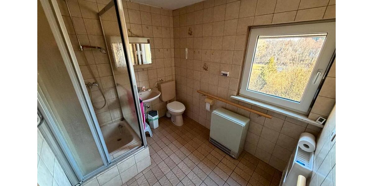 Einfamilienhaus Marktredwitz - 8 Zimmer, 132 m&sup2;, 114.900&euro; | Angebot:25324190