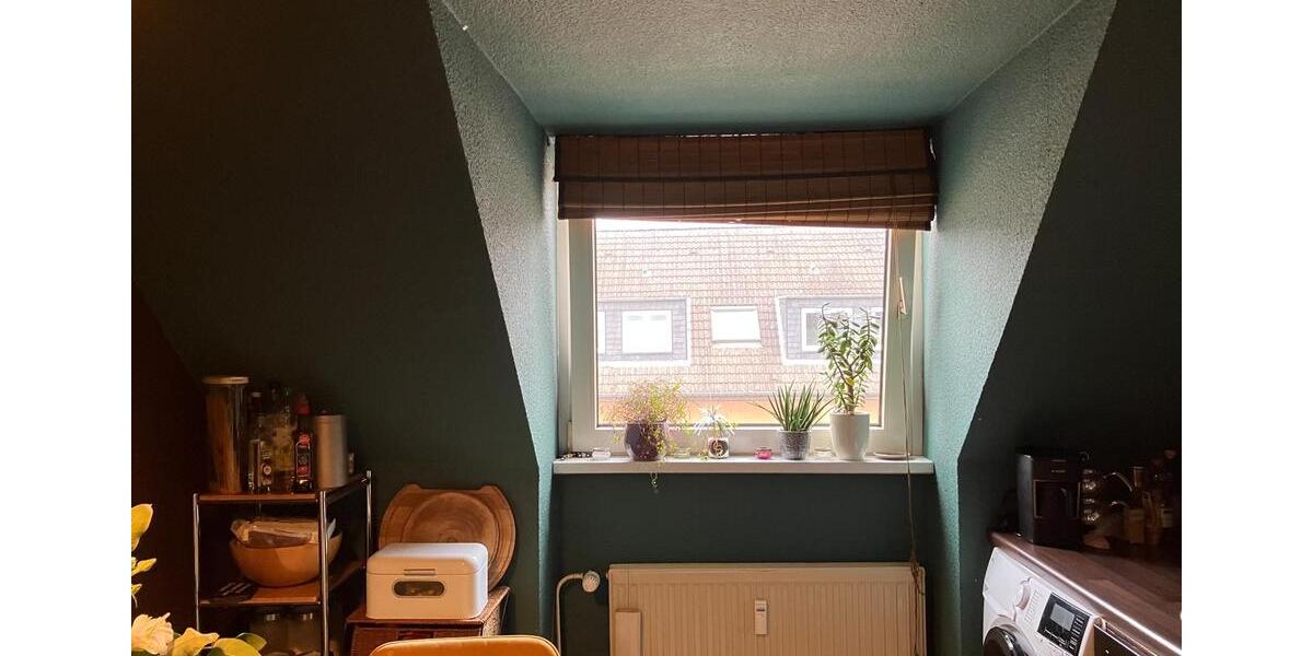 Dachgeschoßwohnung Köln Nippes - 2 Zimmer, 40 m&sup2;, 500&euro; | Angebot:26315040