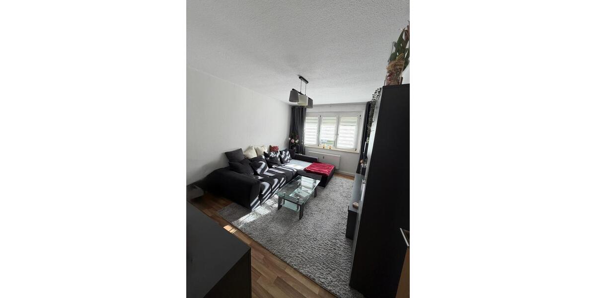 Erdgeschoßwohnung Hohenmölsen - 3 Zimmer, 60 m&sup2;, 540&euro; | Angebot:25311507