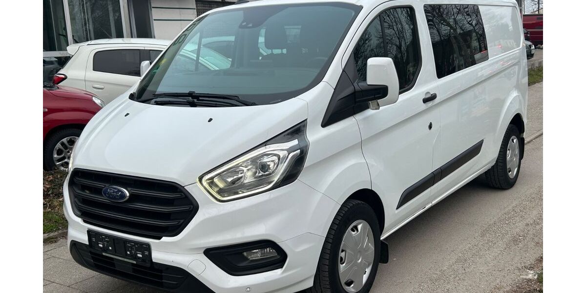 Ford Transit Custom 88.207 km 25.990 &euro; München 81825