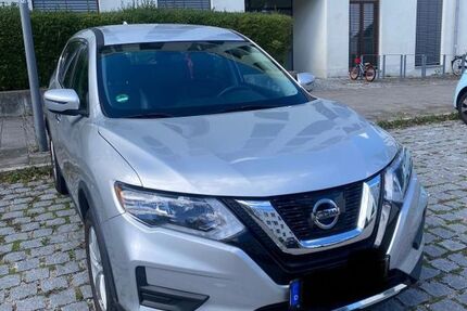 Nissan X-Trail 53.000 km 16.300 &euro; München 81829