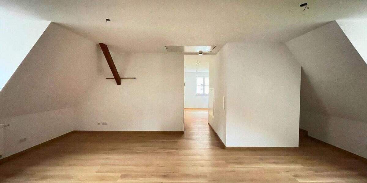 Neuwertige 2-Zimmer-Wohnung mit Einbauküche und Stellplatz in Nördlingen 2 zimmer