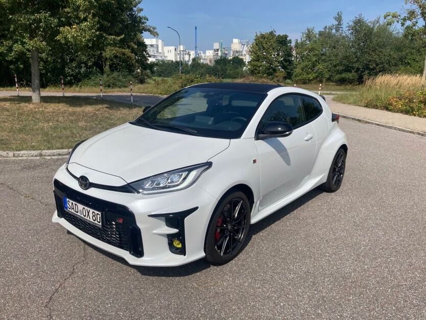 Yaris