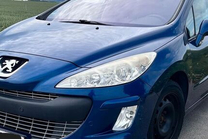 Peugeot 308 156.921 km 3.990 &euro; Lossatal 04808