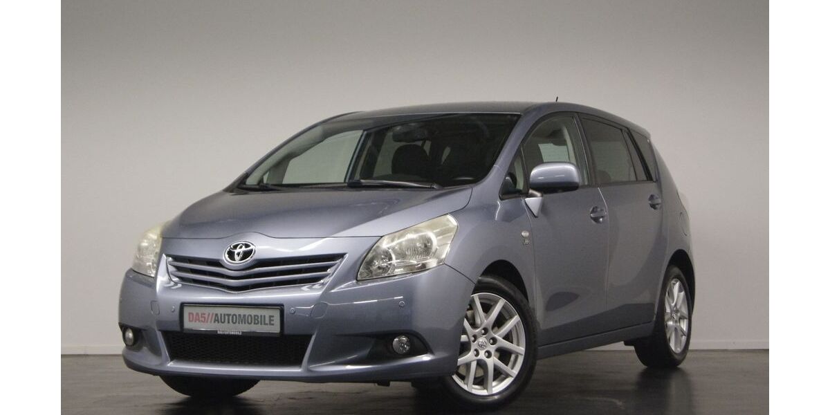 Toyota Verso 168.000 km 7.900 &euro; Darmstadt 64293