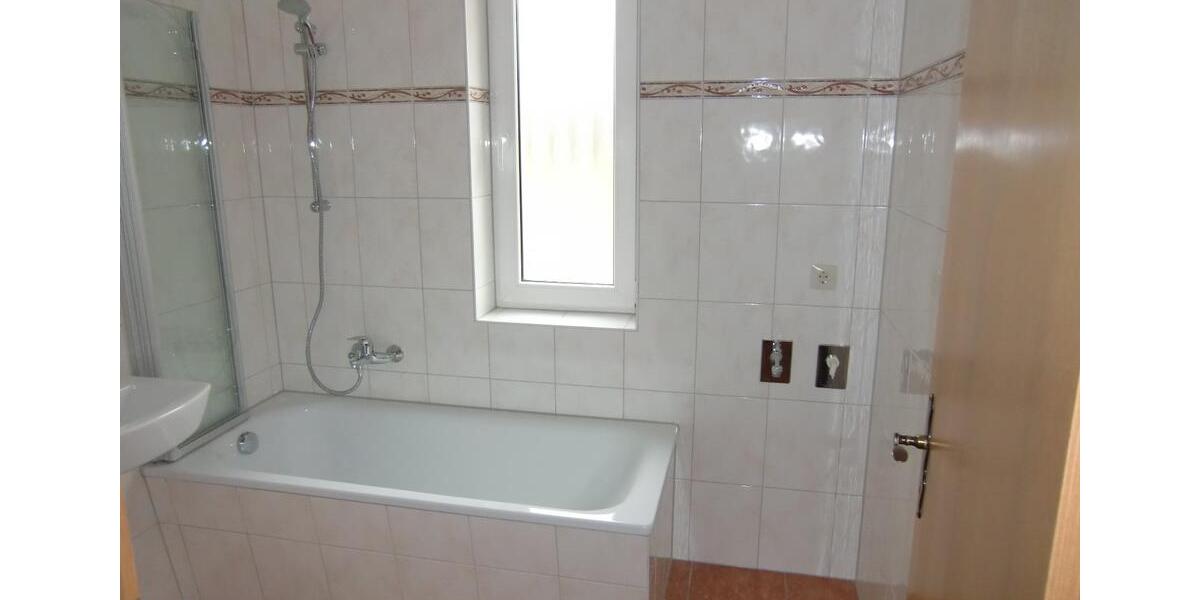 3 Raum Wohnung im Dorfkern von Schönow 3 zimmer