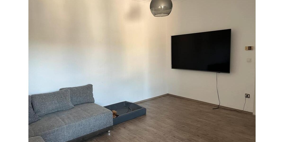 Dachgeschoßwohnung Meschede - 4.5 Zimmer, 130 m&sup2;, 1.000&euro; | Angebot:26625138
