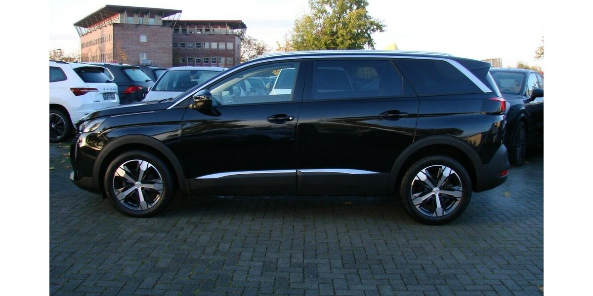Peugeot 5008 1.2 PureTech130 Allure Pack 7-Sitzer 2WD LED 54.980 km 22.980 &euro; Falkensee 14612