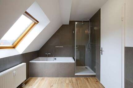 Wohnung zum Mieten in Zwickau 730 € 88.74 m²