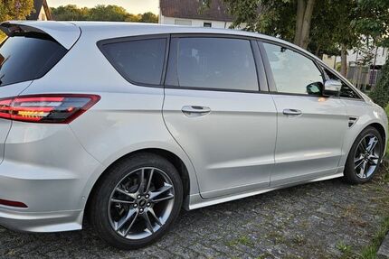 Ford S-Max 138.618 km 16.999 &euro; Kaufungen 34260