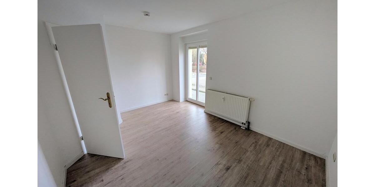 Erdgeschoßwohnung Zwickau Zwickau-West - 2 Zimmer, 45 m&sup2;, 290&euro; | Angebot:25000321