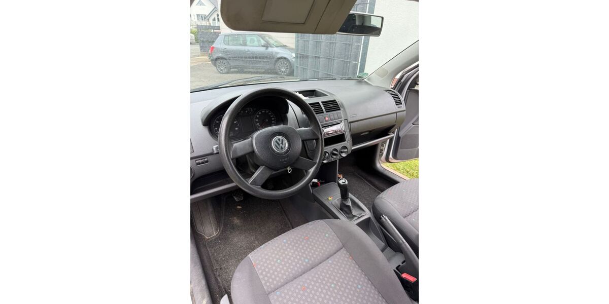 VW Polo 168.000 km 1.290 &euro; Hoexter 37671