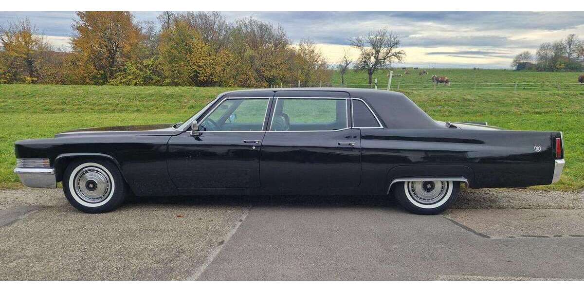 Cadillac Fleetwood 58.000 km 12.950 &euro; Dornhan, Stadt 72175