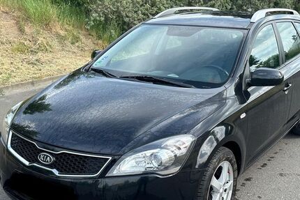 Kia ceed Sportswagon 154.000 km 3.000 € Berlin 12557
