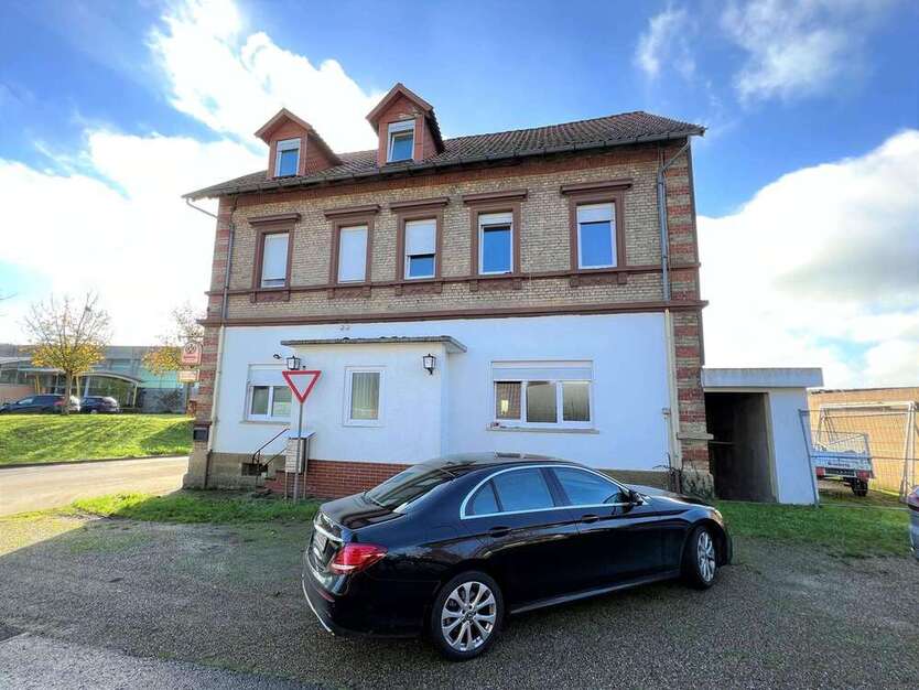 Haus zum Mieten in Eppingen 3.000 € 269 m² 10 zimmer