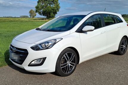 Hyundai i30 141.270 km 8.799 &euro; Moisburg 21647