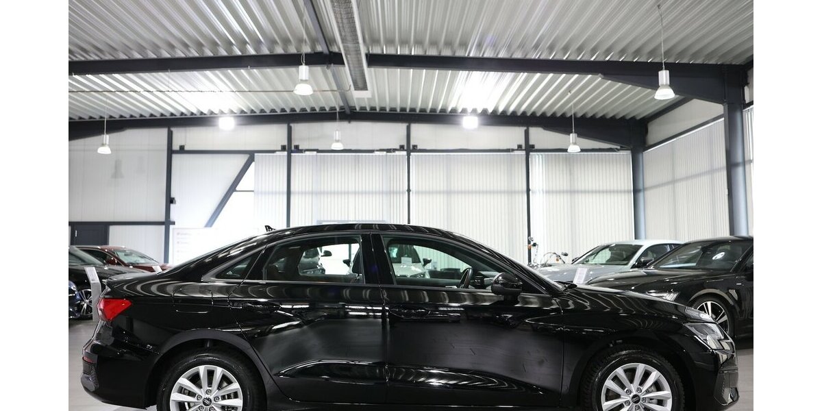 Audi A3 LIMOUSINE 35 TFSI BUSINESS BLACK LED,ACC+LANE 16.000 km 27.777 &euro; Hamm 59077