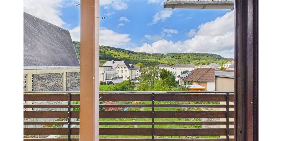 Charmantes Wohn- und Geschäftshaus mit großem Garten. L - Echternach nur 5min! 6 zimmer