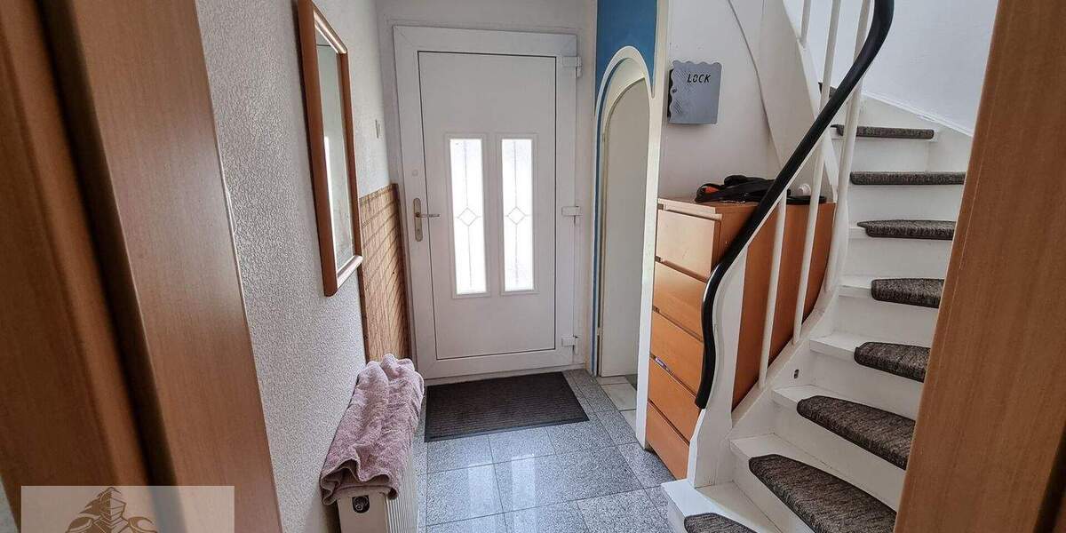 Mehrfamilienhaus, Wohnhaus Obersulm Willsbach - 7 Zimmer, 144 m&sup2;, 449.000&euro; | Angebot:25691749