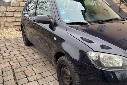 Mazda 2 110.000 km 699 &euro; München 81477