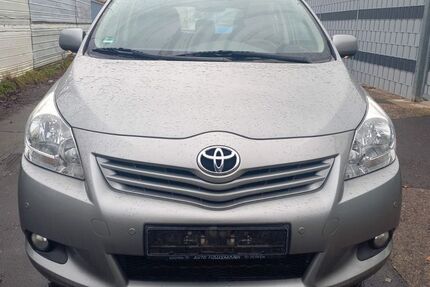 Toyota Verso 214.000 km 4.500 &euro; Mannheim 68309