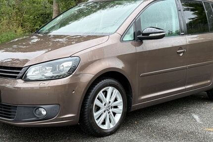 VW Touran 371.000 km 5.200 &euro; Kastorf 23847