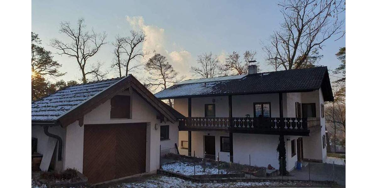 * ALLEIN-LAGE und NATUR-PUR * -- Einfamilienhaus am Ortsrand 6 zimmer