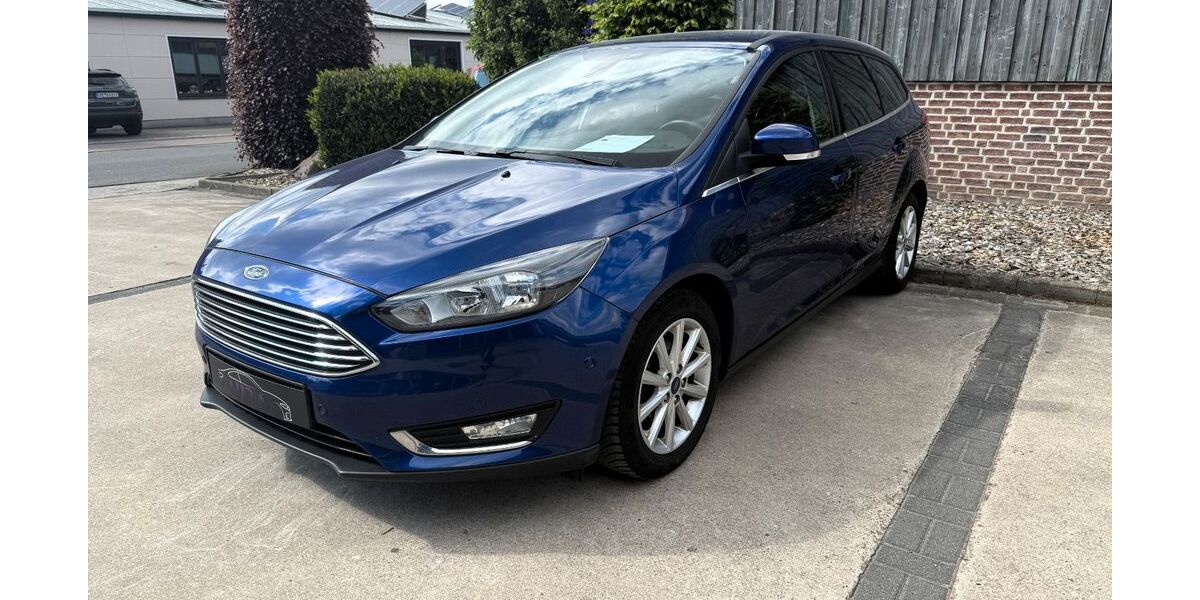 Ford Focus 118.000 km 7.100 &euro; Rosendahl 48720