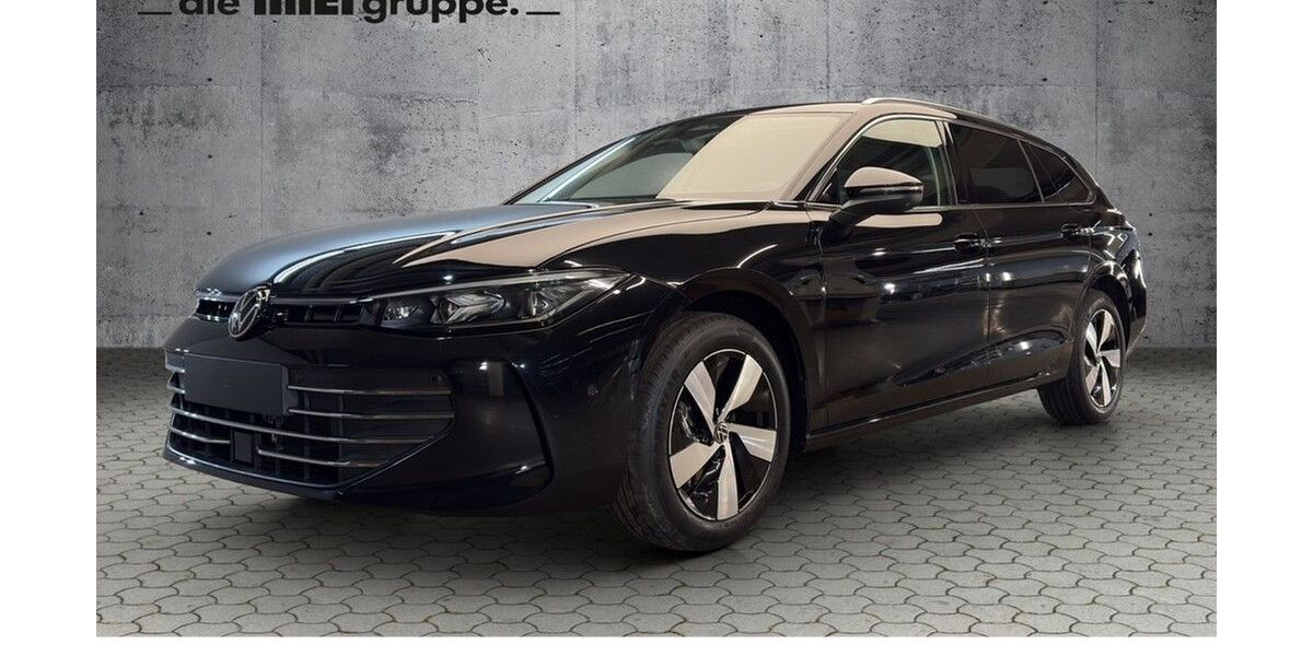 VW Passat 2.000 km 46.895 &euro; Paderborn 33100