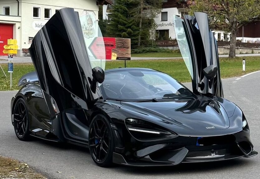 765LT