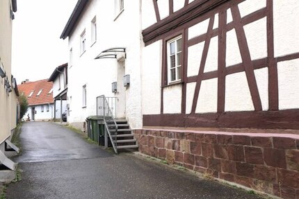 ~~ VERMIETETE ETAGENWOHNUNG IN ZWEITER BAUREIHE IN ZENTRALER LAGE ~~ 3 zimmer