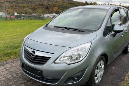 Opel Meriva 93.000 km 6.990 &euro; Kirchhundem 57399