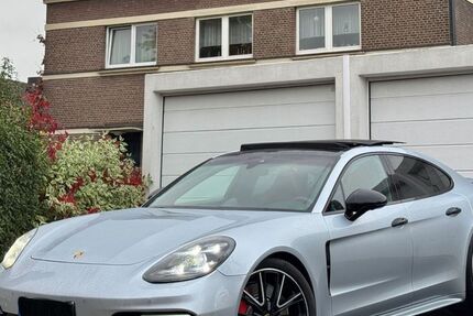 Porsche Panamera 240.000 km 56.500 € Duisburg 47166