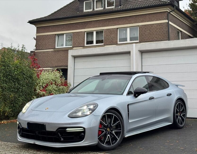 Porsche Panamera 240.000 km 56.500 € Duisburg 47166