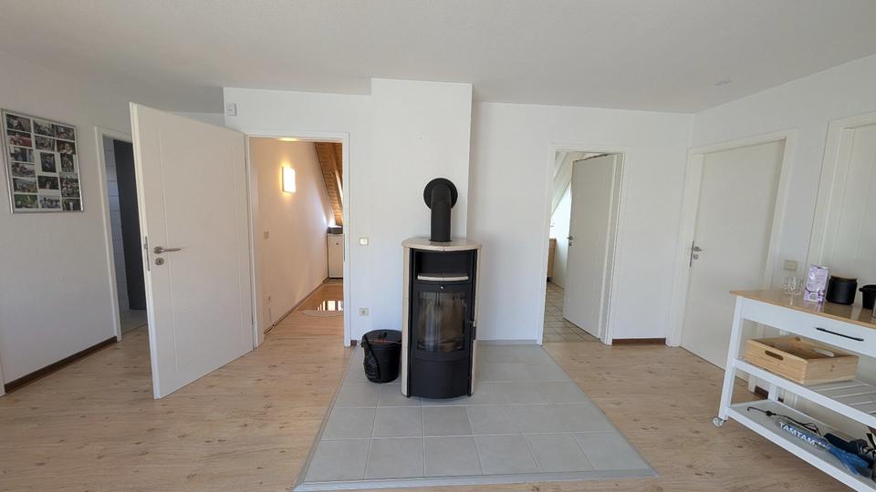 Etagenwohnung Altenholz - 4 Zimmer, 123 m&sup2;, 1.250&euro; | Angebot:26267731
