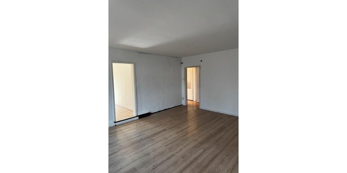 Etagenwohnung Arnsberg Oeventrop - 3 Zimmer, 79 m&sup2;, 750&euro; | Angebot:25990048