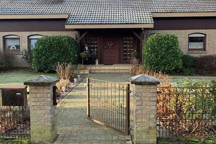 Haus Arendsee Dessau - 7 Zimmer, 220 m&sup2;, 320.000&euro; | Angebot:25291048