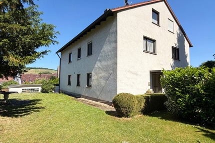 Wohnen und Vermieten in Zell am Main – großzügiges Zwei- bis Dreifamilienhaus mit Garten - Haus Zell am Main | Angebot:26913022