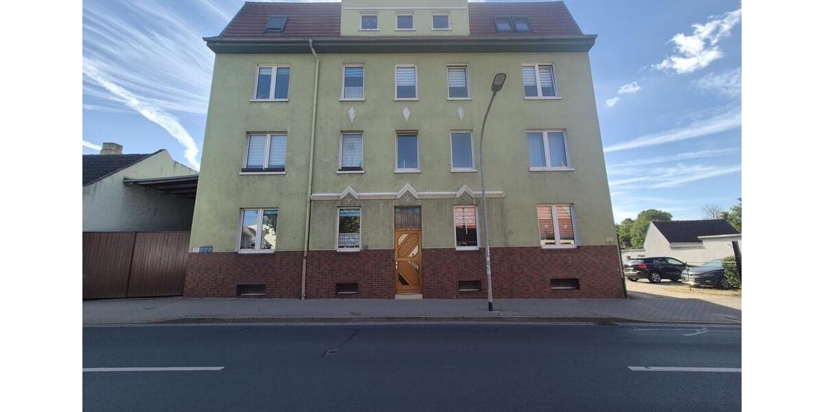 Etagenwohnung Calbe (Saale) - 3 Zimmer, 80 m&sup2;, 105.000&euro; | Angebot:27096915