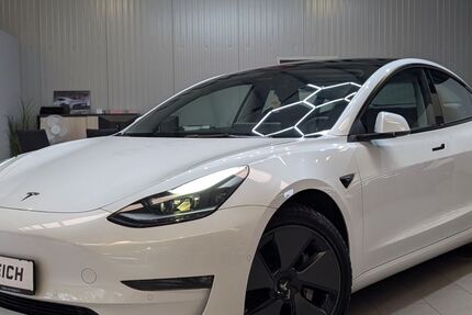 Tesla Model 3 49.953 km 28.950 &euro; Menden (Sauerland) 58708