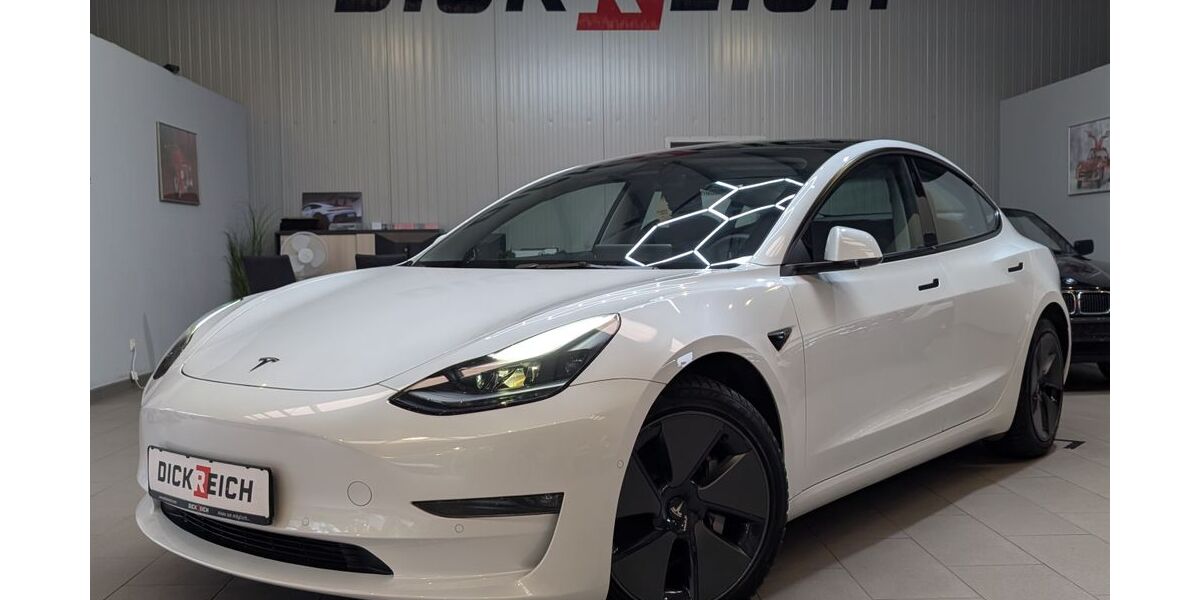 Tesla Model 3 49.953 km 28.950 &euro; Menden (Sauerland) 58708