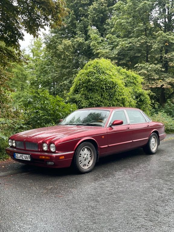 XJ