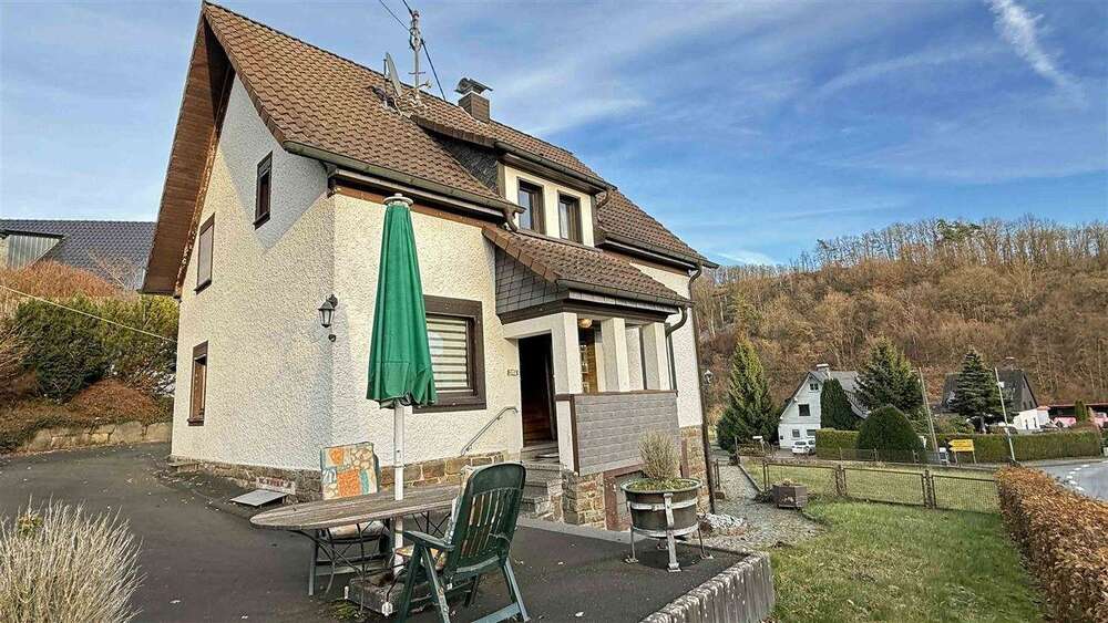 Haus zum Kaufen in Morsbach , Sieg 229.000 € 128 m² 5 zimmer