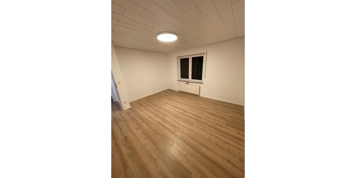 5-Zi.-Wohnung (125 m²) mit Garten, Terrasse & Garage 5 zimmer